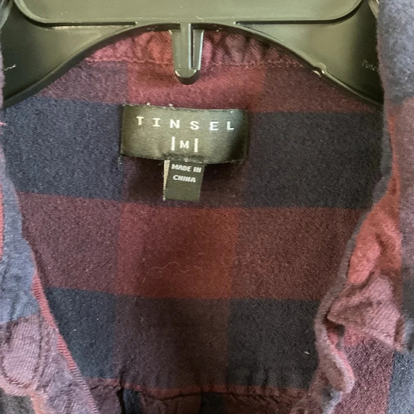 Tinsel Womens Plaid Long Sleeve‎ Button Down Top Size Medium - Picture 5 of 6